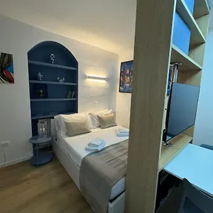 https://loft-bosco-verticale-isola.it-lombardy.com