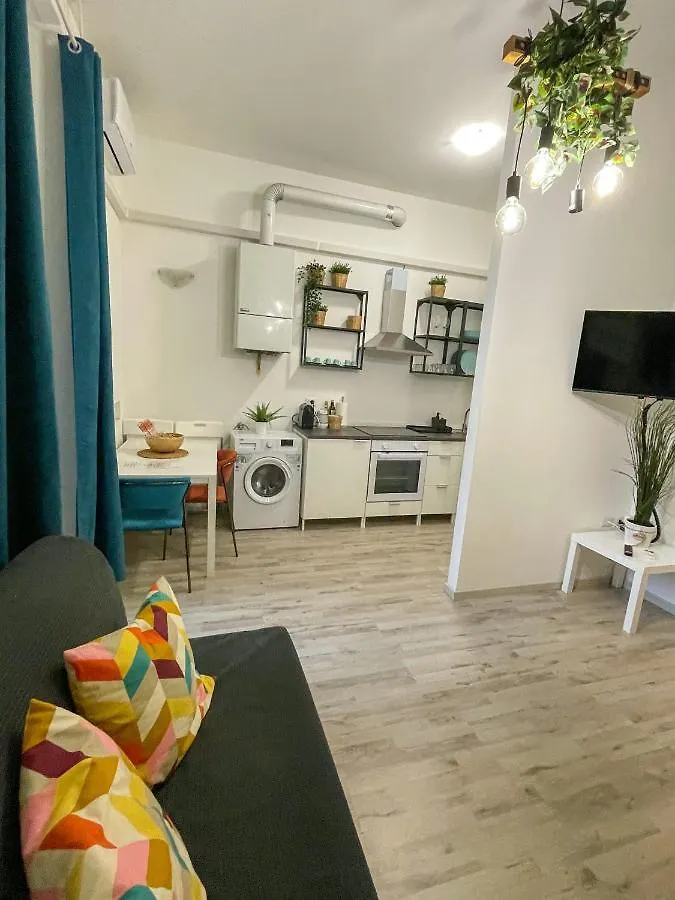 Apartment Ferienwohnung Dea Dreams - Piazzale Lodi Near Fondazione Prada Mailand