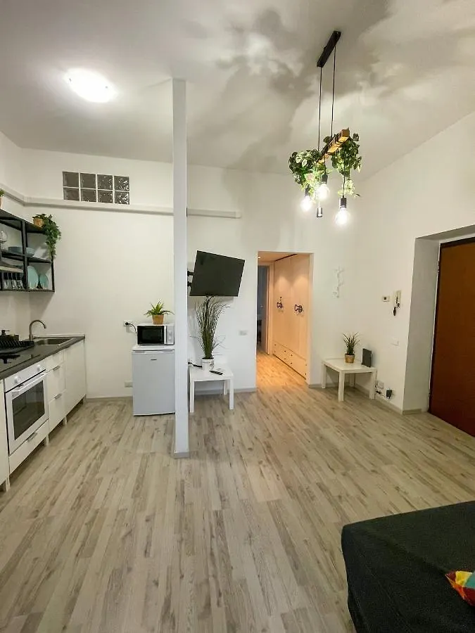 Ferienwohnung Dea Dreams - Piazzale Lodi Near Fondazione Prada Mailand Italien